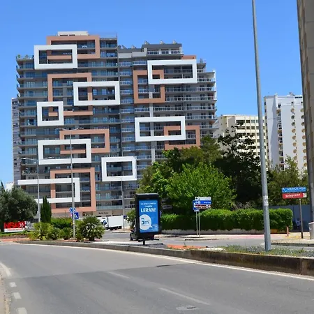 Rocha Tower 13d - Skyline Ocean View פורטימאו