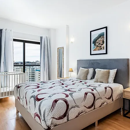 Apartment Rocha Tower 13d - Skyline Ocean View *